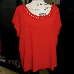 Short sleeve shirt with embellished neckline